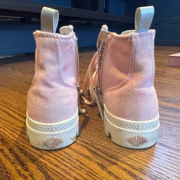Palladium womens Pampa Hi Rose Stone Sneaker Boots - Picture 2 of 3